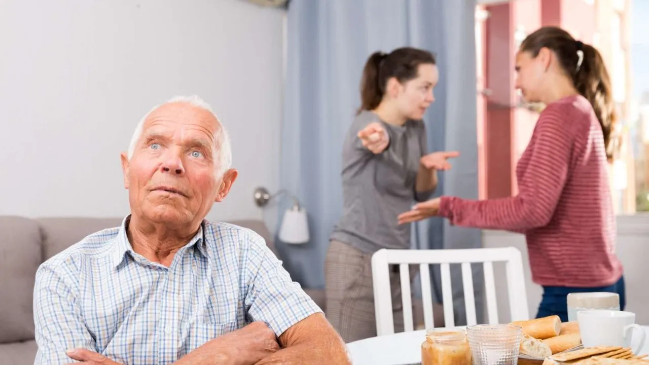 Compreender as dinâmicas familiares é essencial para cuidar melhor da pessoa idosa